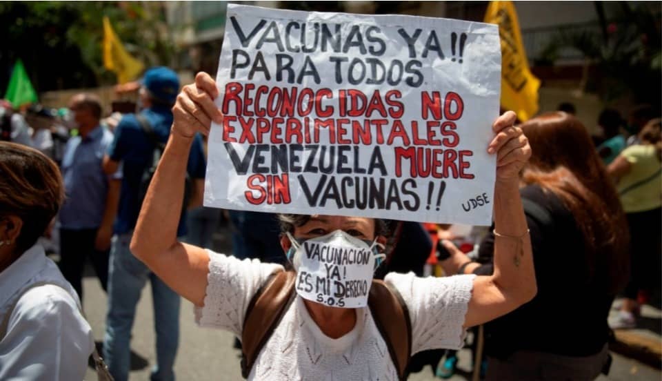 COVID-19: Gremios de salud y opositores de Venezuela exigen vacunación 