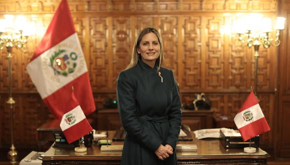 Viaje de María del Carmen Alva a España le costó al Estado más de 17 mil soles