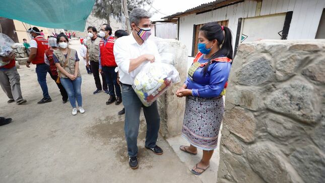 Ministerio de Cultura entregó alimentos a población Shipibo-Konibo en Santa Eulalia