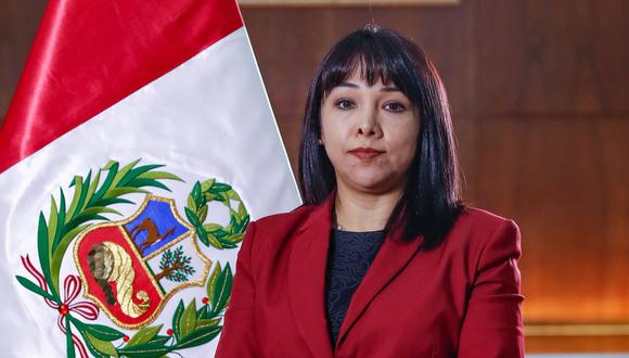 Mirtha Vásquez instaló comisión que tratará renegociación del contrato de Camisea