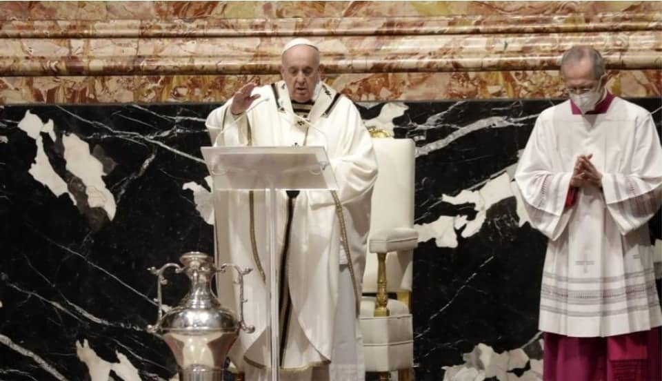 Semana Santa: El papa Francisco celeba misa en la capilla del cardenal que destituyó