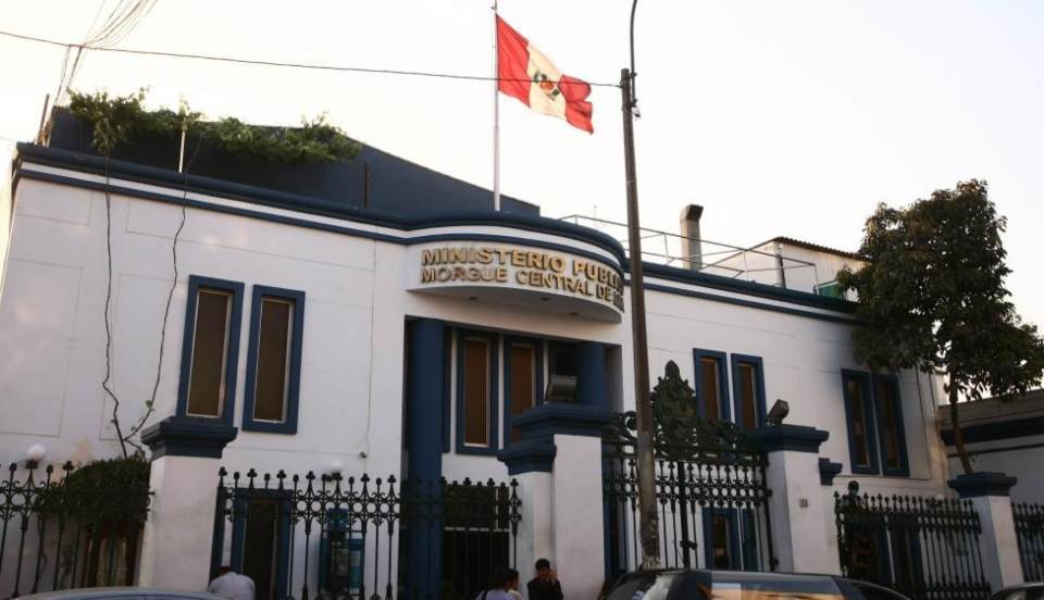 Morgue central de Lima se encuentra en pésimas condiciones