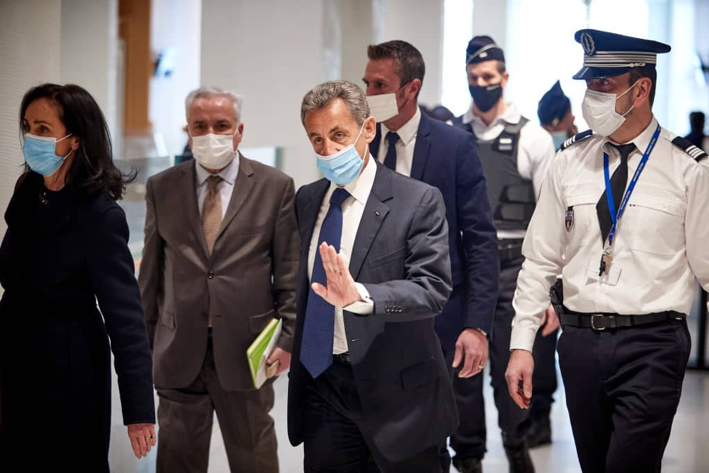 Francia: Expresidente Nicolas Sarkozy es condenado a tres años de prisión por corrupción y tráfico de influencias