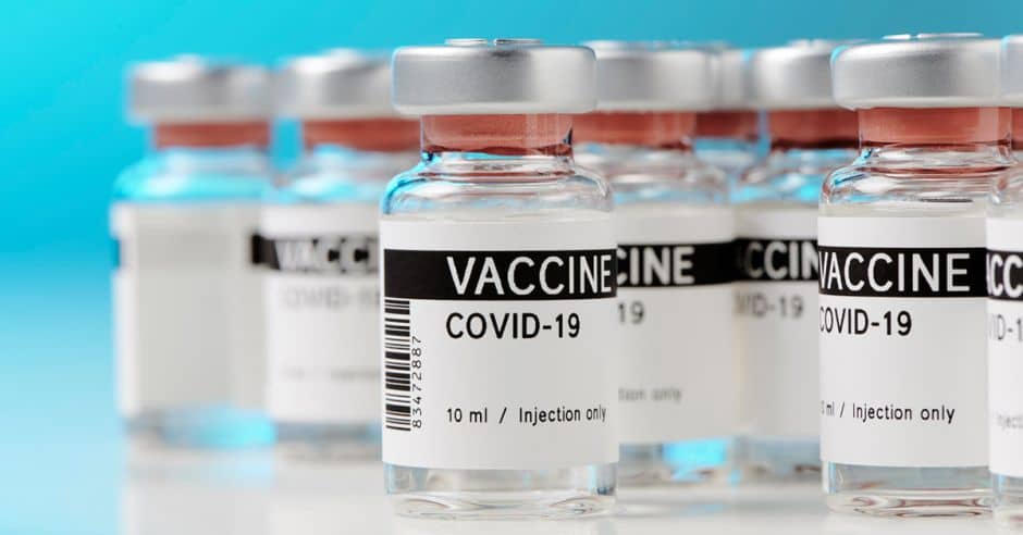OMS critica a países ricos que acaparan vacunas contra el COVID-19