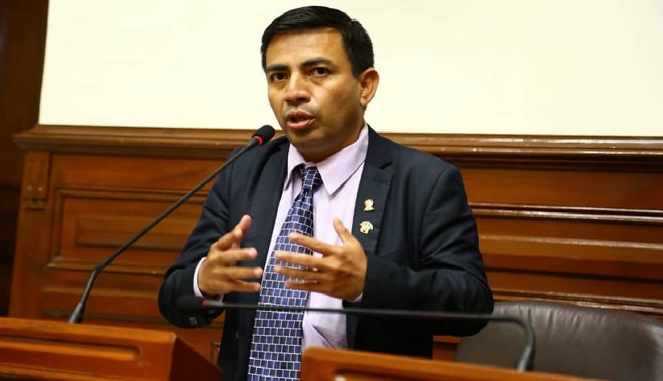 Parlamentario que presentó censura contra Sagasti y Mesa Directiva tiene demanda por alimentos