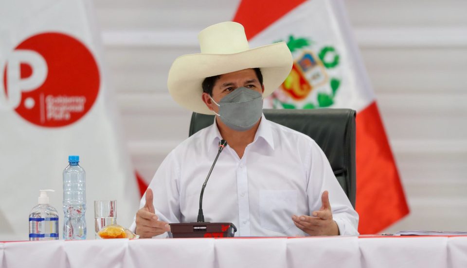 [VIDEO] Pedro Castillo inaugura central de oxígeno "Respira Loayza"