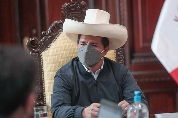 Pedro Castillo reconoce ante la Fiscalía chats con José Vizcarra