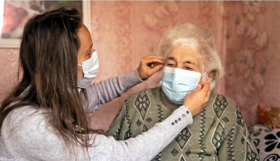 COVID-19: EsSalud advierte incremento de ansiedad en adultos mayores por pandemia