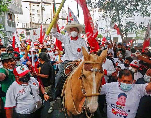 Perú Libre anuncia su rechazo a "la campaña de desprestigio que desarrollan algunos dominicales"