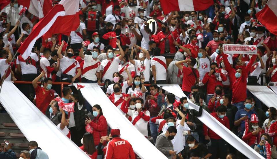 Perú vs. Ecuador: Aforo permitido de hinchas en el Estadio Nacional será del 70%
