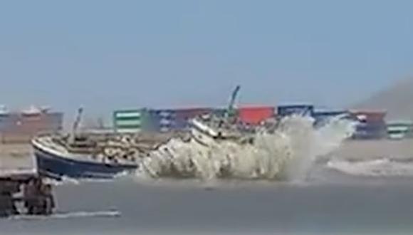 Barco sufrió un encallamiento a orillas de la playa Oquendo