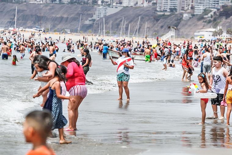 Año Nuevo: Autoridades evaluarán este martes el cierre de playas 