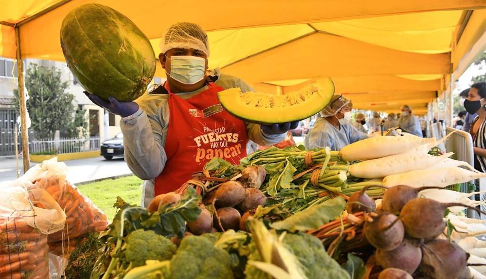 Precios se mantienen elevados en los mercados de Lima 