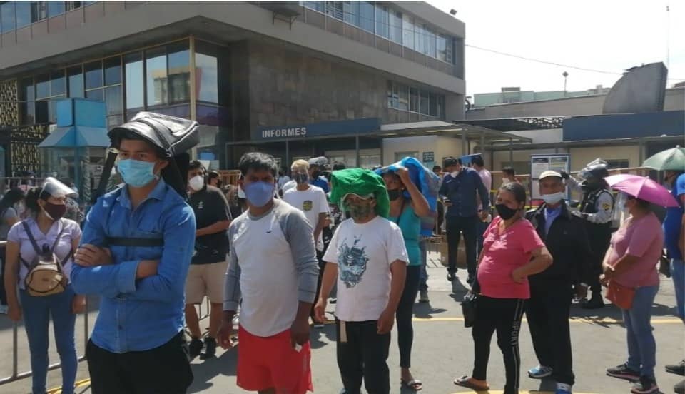 Reniec: Se reporta largas colas tras apertura de oficina en el Centro de Lima