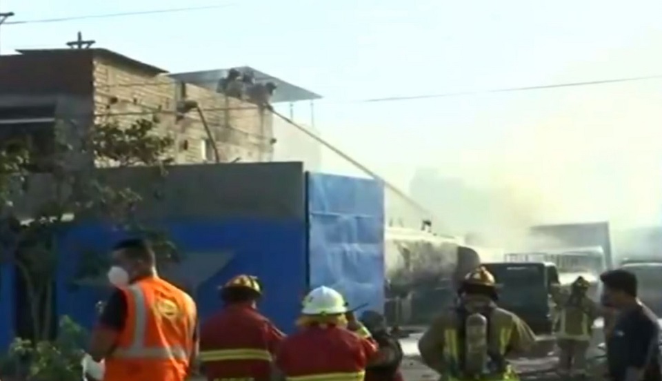 San Juan de Miraflores: Reportan incendio en avenida Mateo Pumacahua