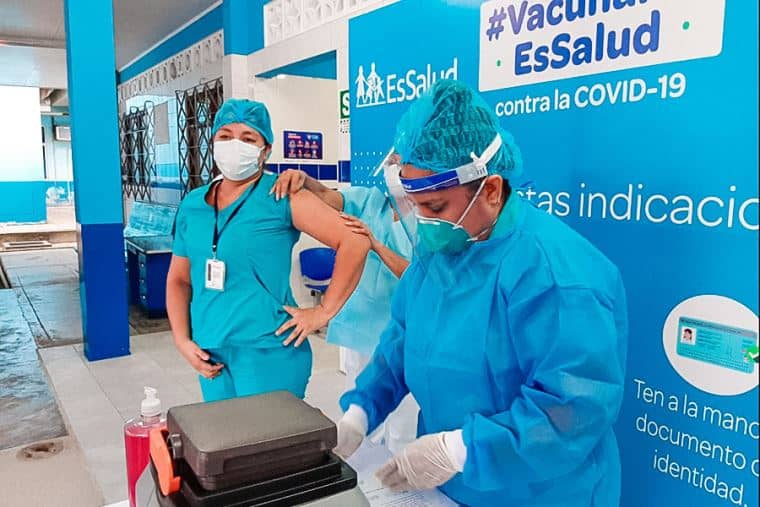 Loreto: Minsa inicia acciones penales por vacunación irregular contra el COVID-19