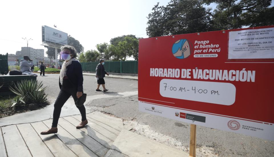 COVID-19: Dosis de AstraZeneca aún no llegan a vacunartorios de Lima y Callao