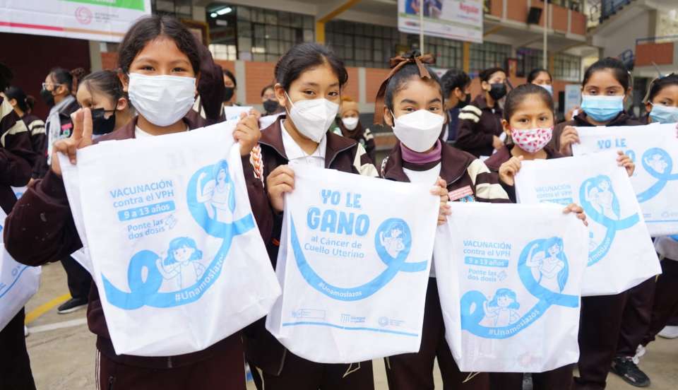 Minsa vacunó a 150 niñas en campaña contra el Virus del Papiloma Humano
