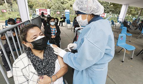 COVID-19: HOY inicia la vacunación a personas de 50 y 51 años en Lima y Callao