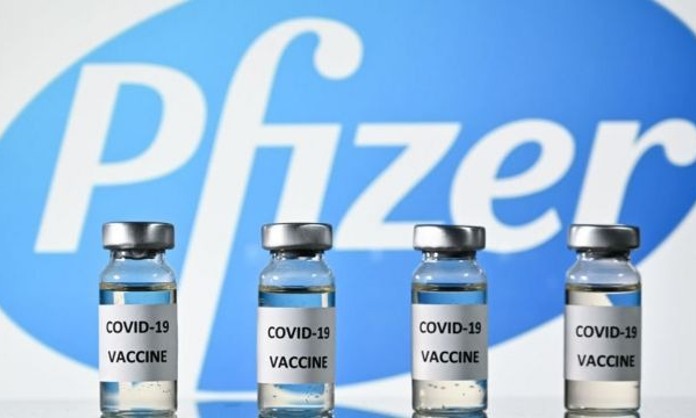 COVID-19: Esta noche llegan 167 mil vacunas más de Pfizer