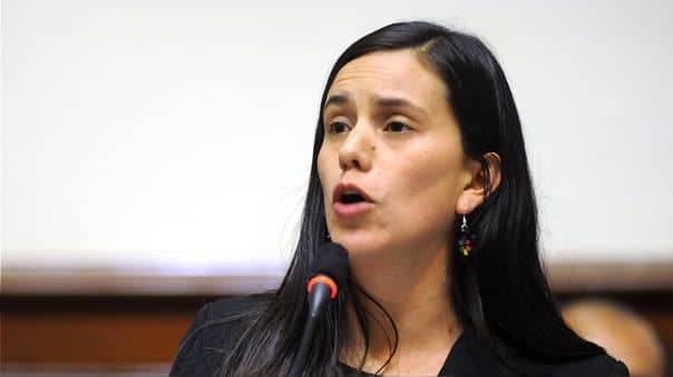 Verónika Mendoza no convocaría a Fuerza Popular ni a Podemos Perú si gana las elecciones