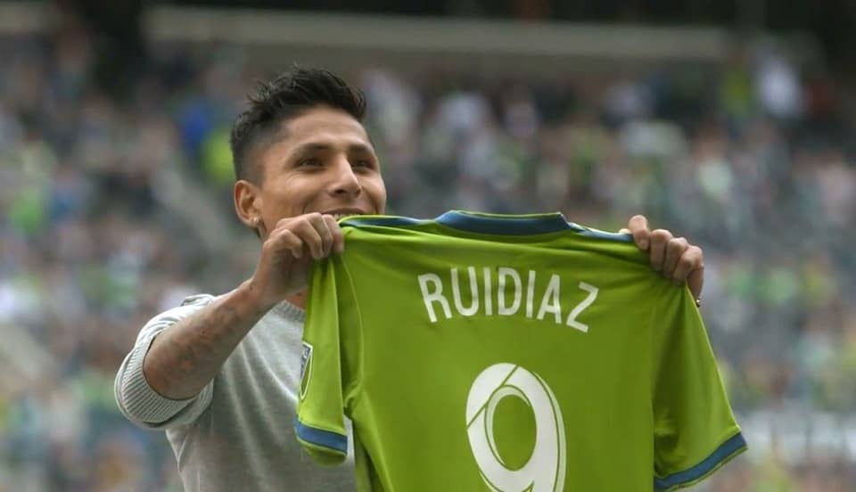 (VIDEO) Raúl Ruidíaz marca doblete en la goleada de su equipo en la MLS