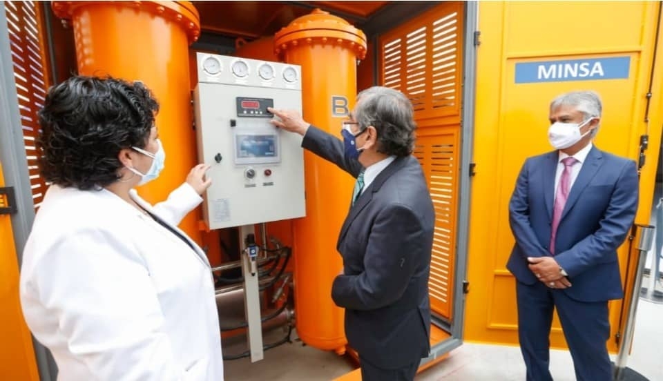 Inauguran nueva planta de oxígeno medicinal en Hospital Emergencia Ate ...